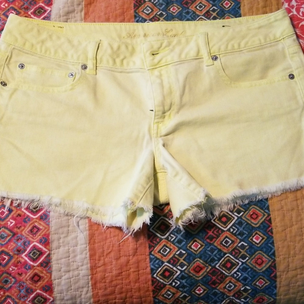 Womens AE shorts